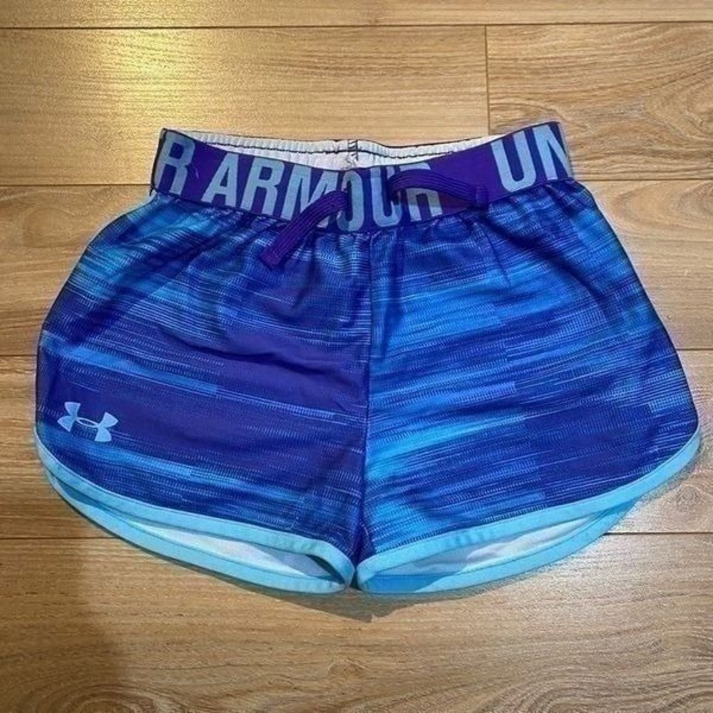Underarmour girls‎ shorts size small